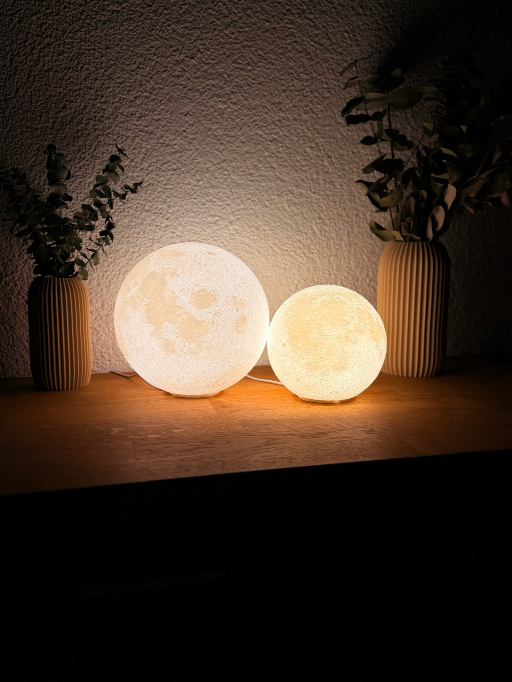 LunarGlow – 3D-Druck Mondlampe für gemütliches Licht